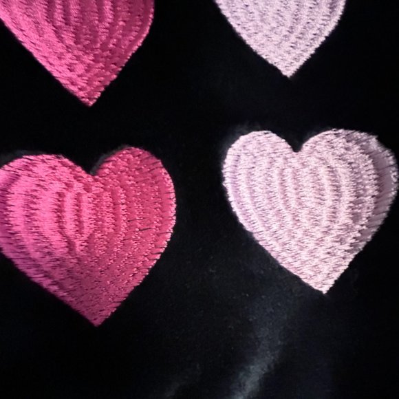 EPIC THREADS GIRLS BLACK & PINK MULTI-HEART LOGOS FLEECE 2-PC SET - Picture 6 of 13